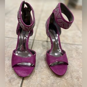 Carlos Santa- size 6.5 - purple